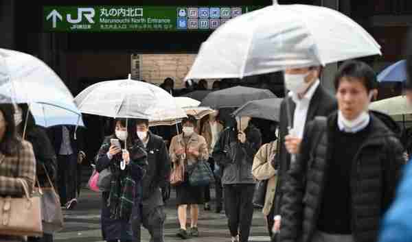 日本央行大动作，震惊市场！日经指数垂直下挫3%，美元对日元急跌2.7%，日本国债期货暂停交易