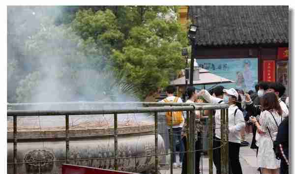 玄武湖旁的南京最古老梵刹——古鸡鸣寺