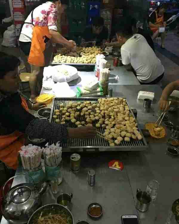 「美食」建水的夜市