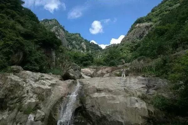 「国庆去哪玩」潜山必游景点推荐，家乡有美景，何必去远方