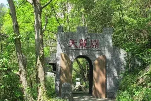 「国庆去哪玩」潜山必游景点推荐，家乡有美景，何必去远方