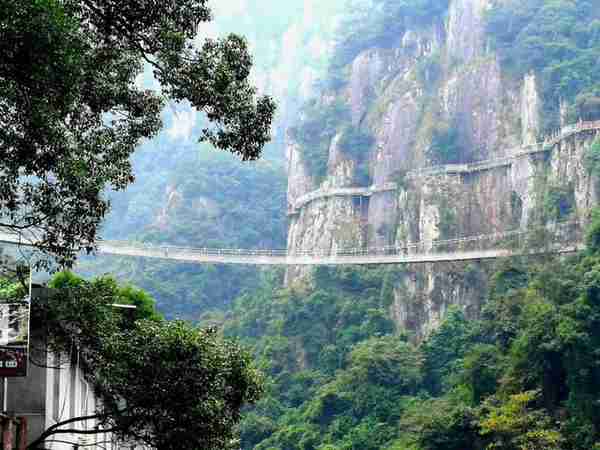 永泰天门山（七绝）