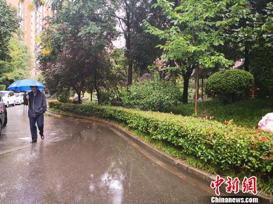 陕西持续降雨 华山景区今日中午起闭园