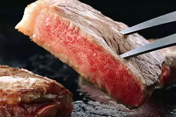 日本和牛：一辈子总要吃一次的顶级牛肉