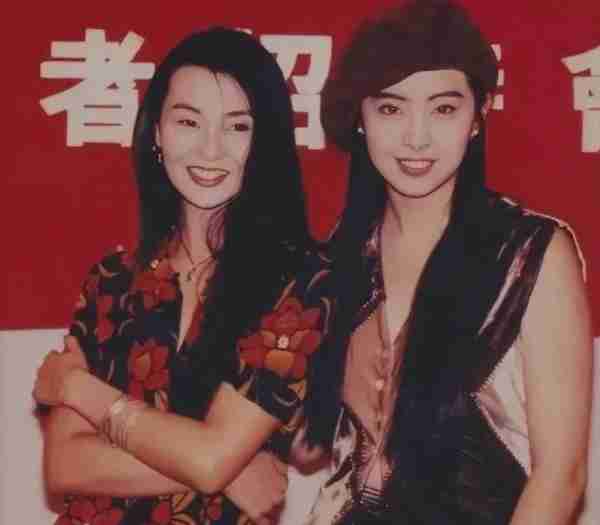 1993年，香港电影盛极而衰，武侠片全面溃败，成也星爷败也星爷