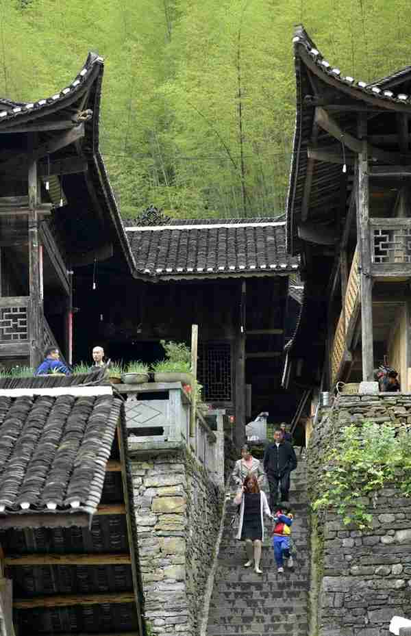 实拍湖北古吊脚楼群：仿若没有围墙的博物馆