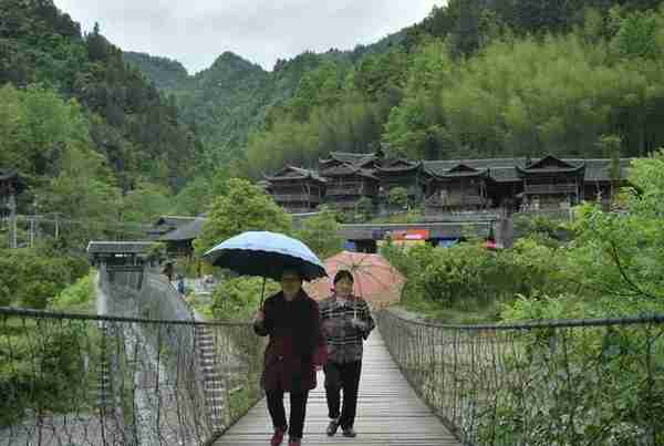 实拍湖北古吊脚楼群：仿若没有围墙的博物馆