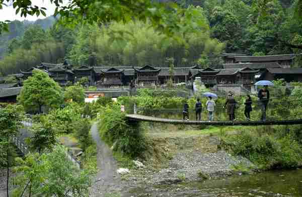 实拍湖北古吊脚楼群：仿若没有围墙的博物馆